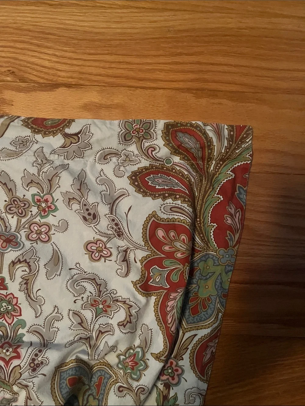 Pottery Barn Paisley Accent eurosham 26” square Fabric in Cream, Red, and Green